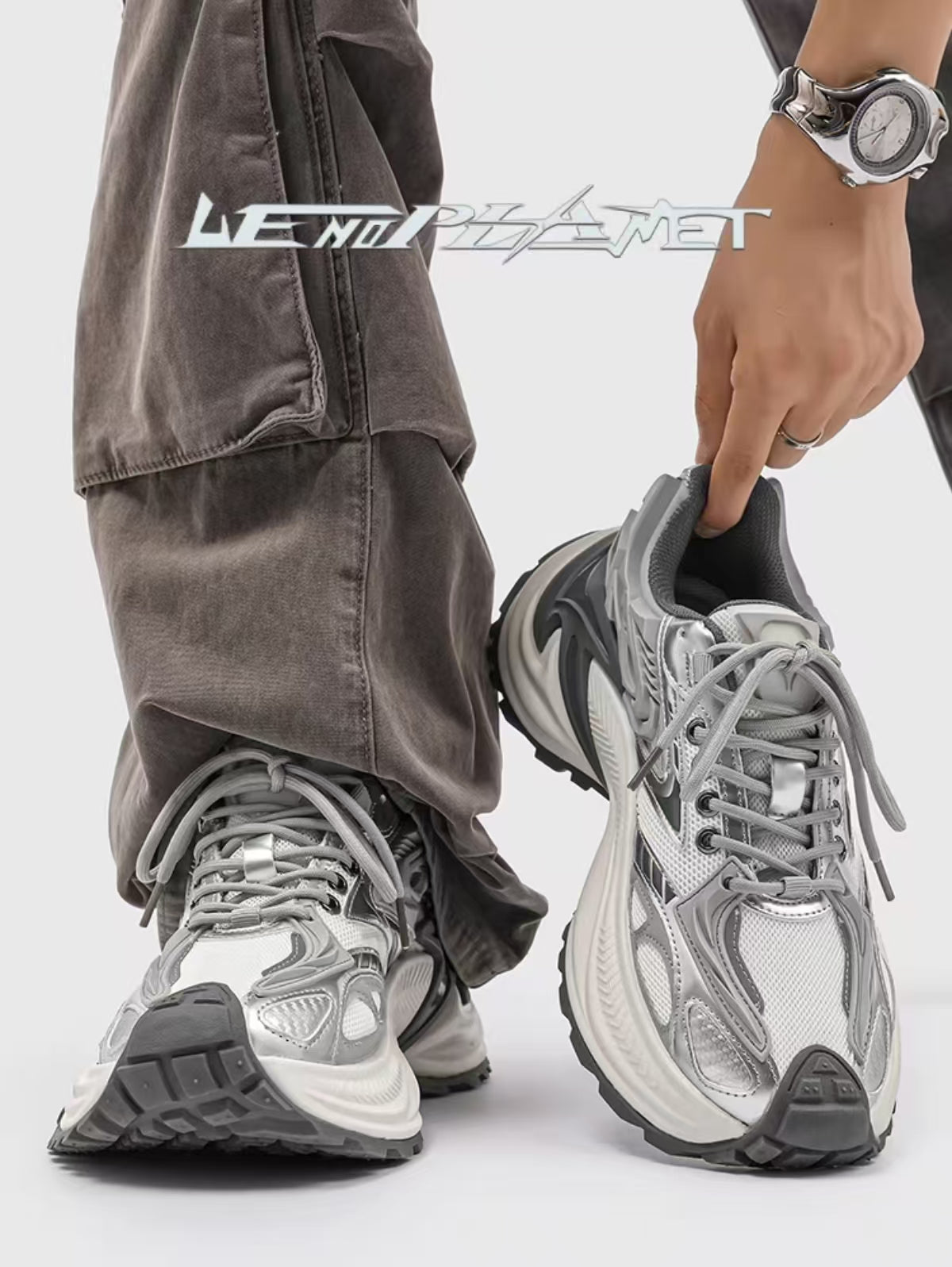 sneakers (Anchor development)